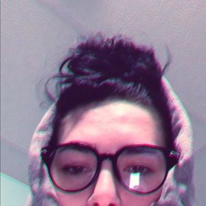 Meet your Posher, Mallory